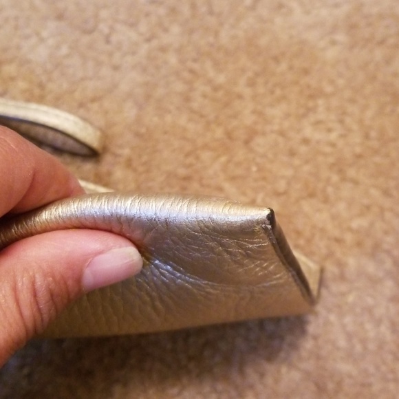 Michael Kors wristlet - Picture 5 of 8